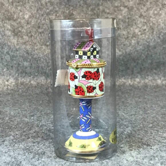 Hand Painted Genuine Porcelain with 24K Gold Accent Postage Stamp Holder - Picture 5 of 9